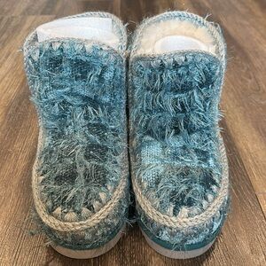 MOU Wooly Glacier Boots Size 38